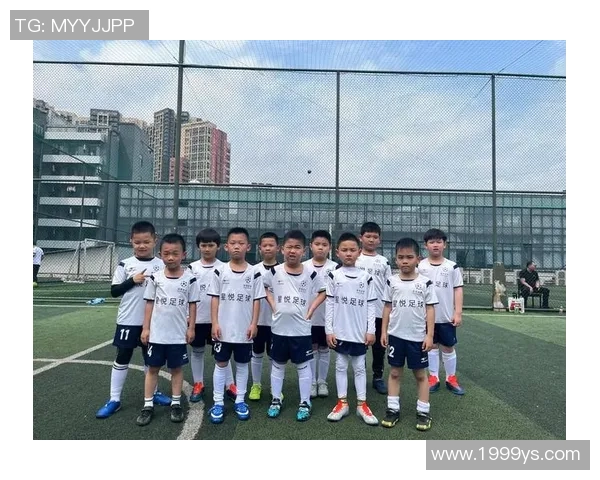 如何欣赏和评价足球球星的技艺与表现深入剖析其场上风采